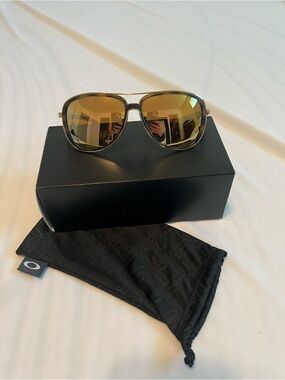 Oakley Women’s Split Time Sunglasses